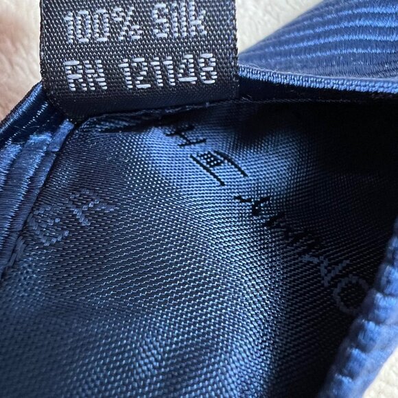 Tommy Hilfiger Diagonal Stripe Silk Tie Blue Green 3" Wide - Picture 5 of 6